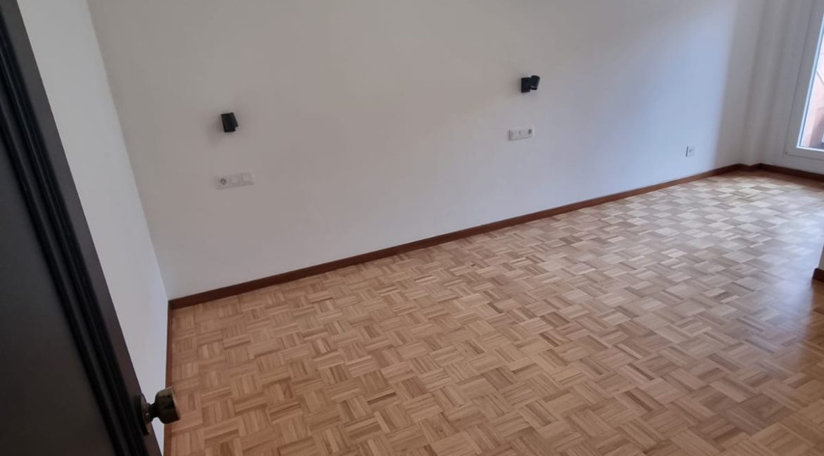 WhatsApp Image 2025-08-22 at 14.43.08